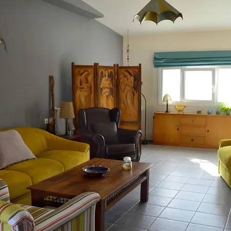 Ioanna's Penthouse With Full View Rethymno (Crete)